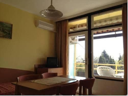 Kosztolanyi Apartmanhaz Balatonfüred Dış mekan fotoğraf